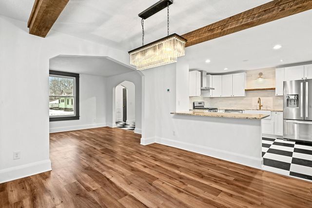 3127 33rd Avenue S, Minneapolis, MN 55406