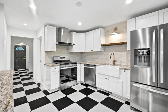 3127 33rd Avenue S, Minneapolis, MN 55406