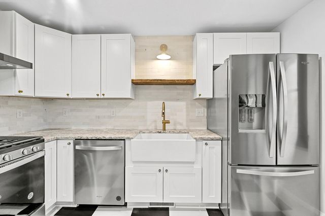 3127 33rd Avenue S, Minneapolis, MN 55406