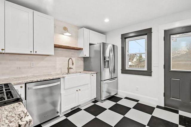 3127 33rd Avenue S, Minneapolis, MN 55406