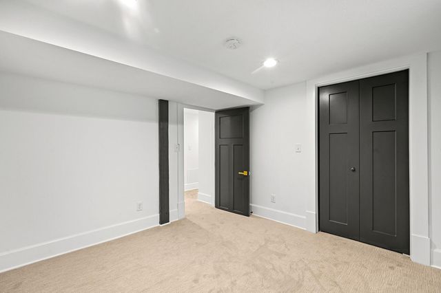 3127 33rd Avenue S, Minneapolis, MN 55406