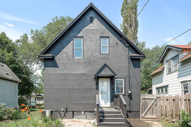 3127 33rd Avenue S, Minneapolis, MN 55406