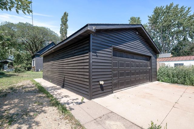 3127 33rd Avenue S, Minneapolis, MN 55406