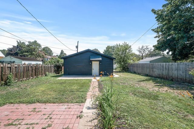 3127 33rd Avenue S, Minneapolis, MN 55406