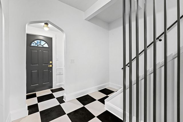 3127 33rd Avenue S, Minneapolis, MN 55406