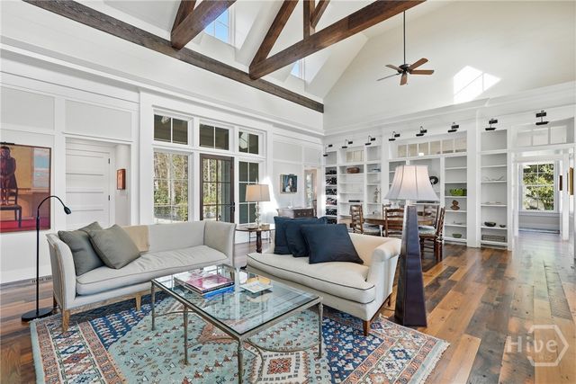 165 Belted Kingfisher Lane, Richmond Hill, GA 31324