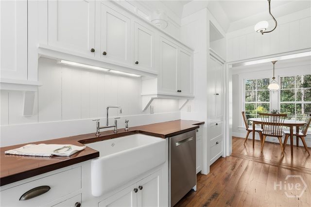 165 Belted Kingfisher Lane, Richmond Hill, GA 31324