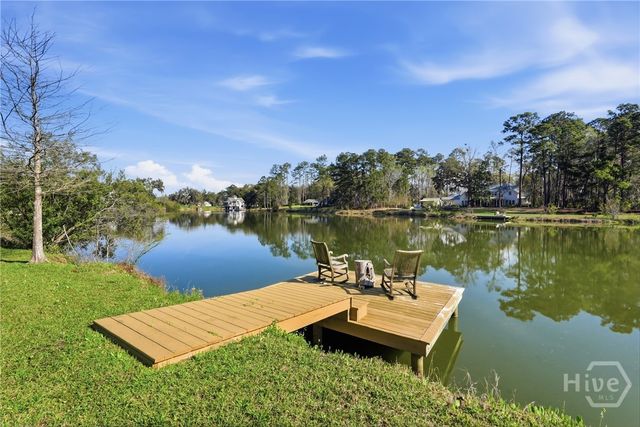 165 Belted Kingfisher Lane, Richmond Hill, GA 31324