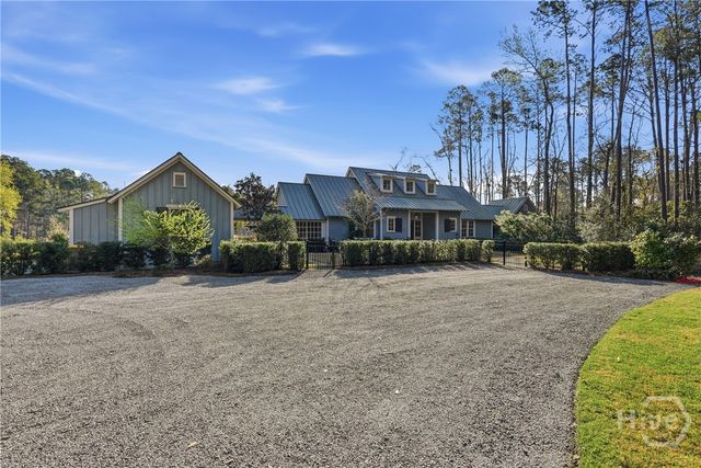 165 Belted Kingfisher Lane, Richmond Hill, GA 31324