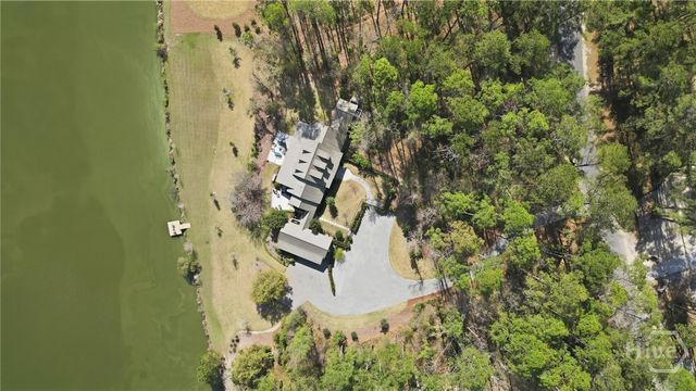 165 Belted Kingfisher Lane, Richmond Hill, GA 31324