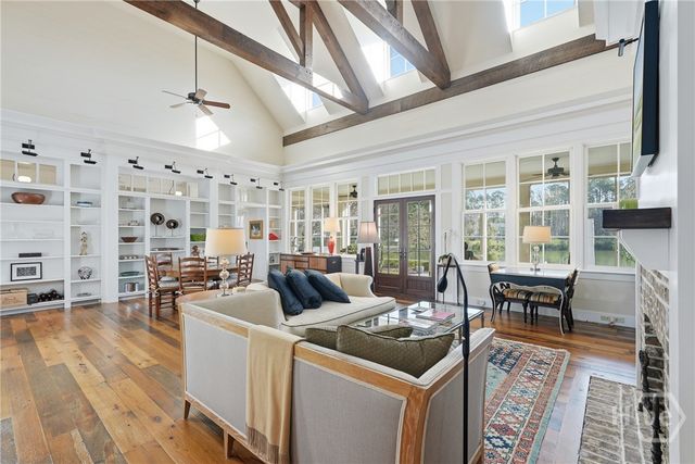 165 Belted Kingfisher Lane, Richmond Hill, GA 31324