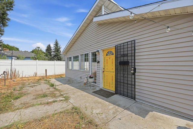 4314 N Adams St, Spokane, WA 99205