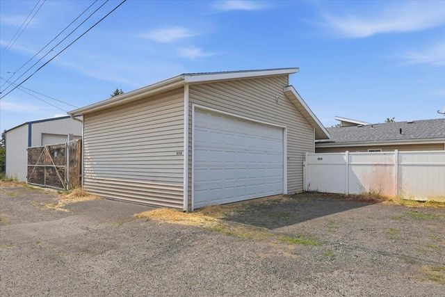 4314 N Adams St, Spokane, WA 99205