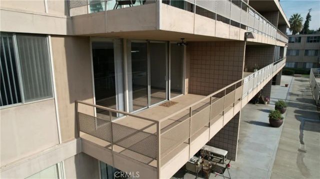 6979 Palm Court N242, Riverside, CA 92506