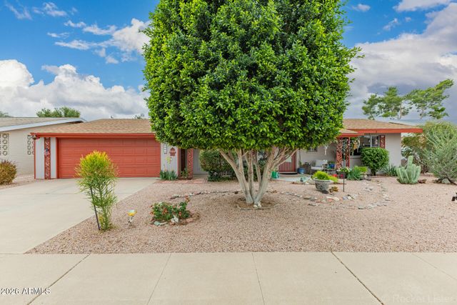 5901 E CASPER Road, Mesa, AZ 85205