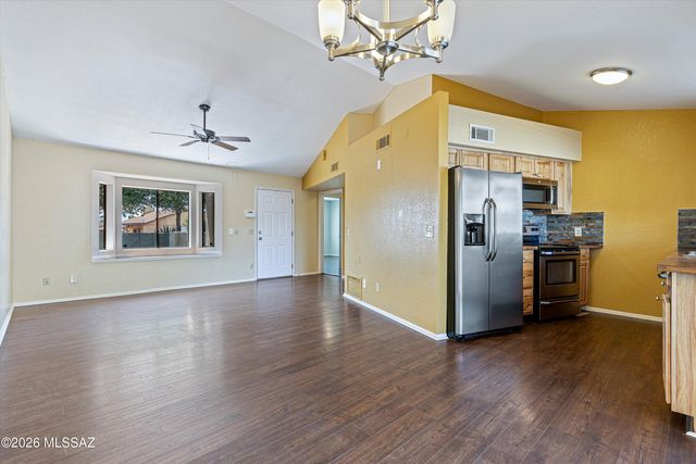 4735 S Windrose Drive, Tucson, AZ 85730