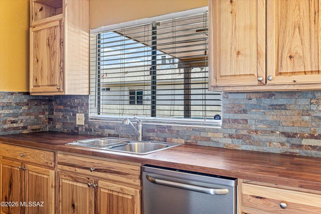 4735 S Windrose Drive, Tucson, AZ 85730
