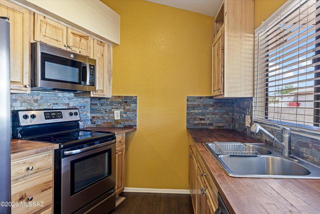 4735 S Windrose Drive, Tucson, AZ 85730