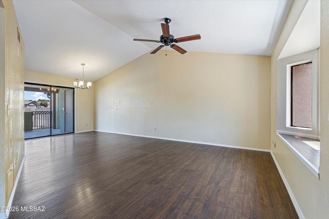 4735 S Windrose Drive, Tucson, AZ 85730