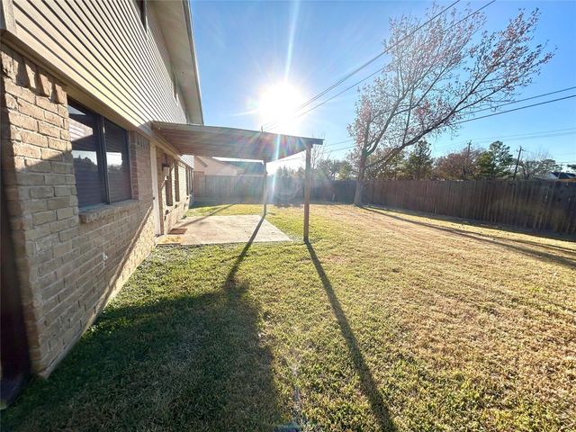 10819 Sagerock Drive, Houston, TX 77089