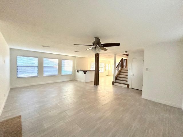 10819 Sagerock Drive, Houston, TX 77089