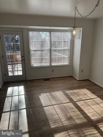 13919 BATON ROUGE CT, Centreville, VA 20121