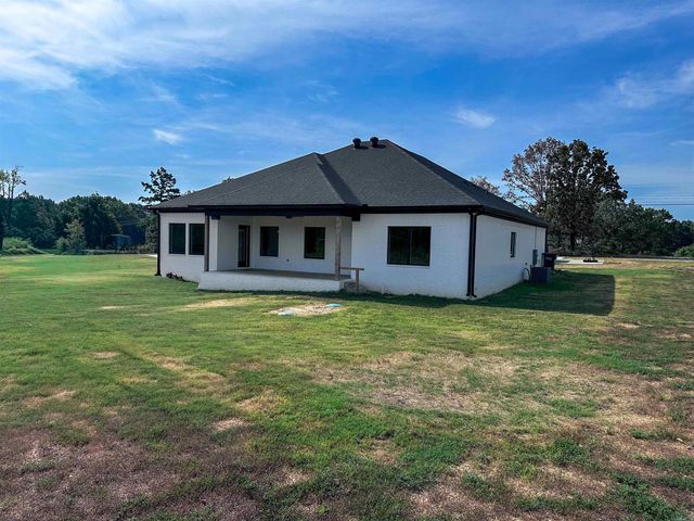 9762 E Sardis Road, Mabelvale, AR 72103