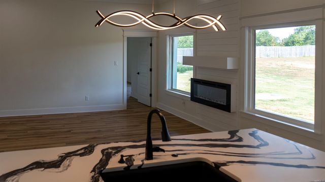 9762 E Sardis Road, Mabelvale, AR 72103