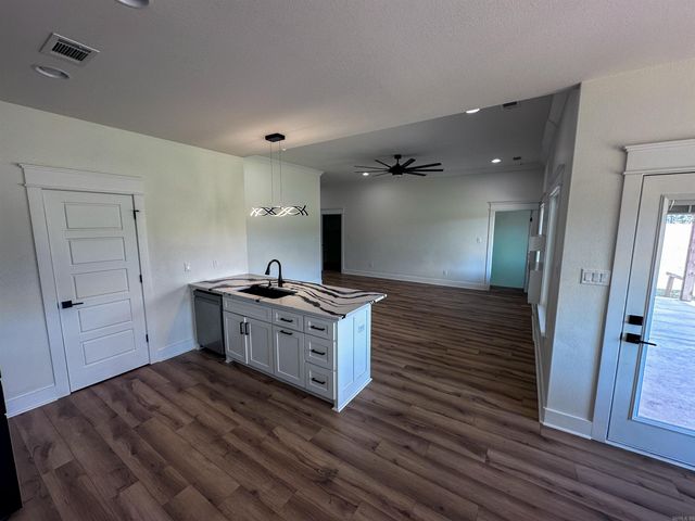 9762 E Sardis Road, Mabelvale, AR 72103