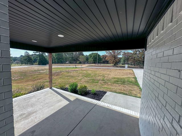 9762 E Sardis Road, Mabelvale, AR 72103
