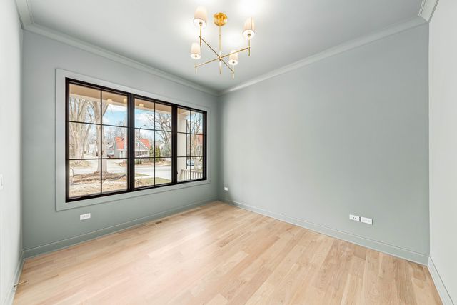 1310 N Eagle Street, Naperville, IL 60563