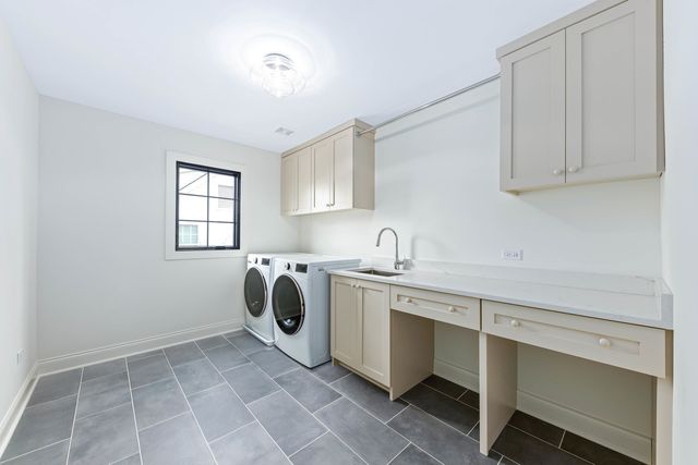 1310 N Eagle Street, Naperville, IL 60563