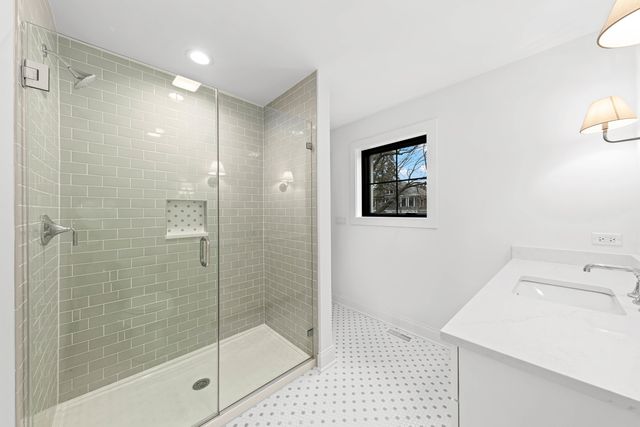 1310 N Eagle Street, Naperville, IL 60563