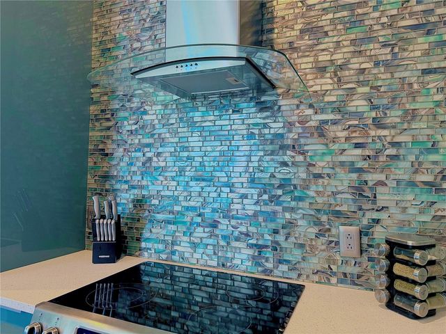 1238 E KENNEDY BOULEVARD 1001, Tampa, FL 33602