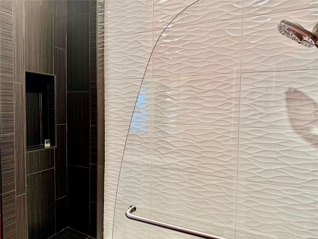 1238 E KENNEDY BOULEVARD 1001, Tampa, FL 33602