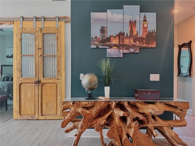 1238 E KENNEDY BOULEVARD 1001, Tampa, FL 33602