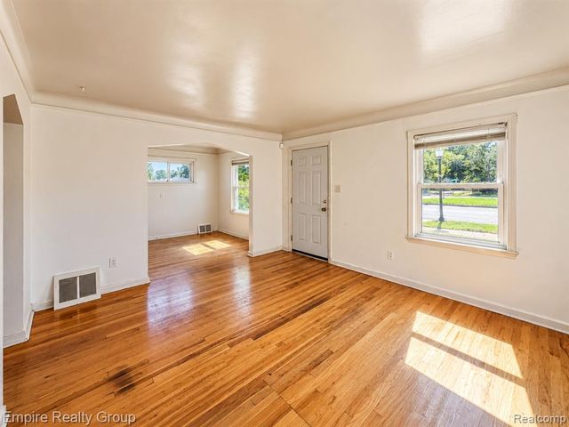 3167 E Outer Drive, Detroit, MI 48234