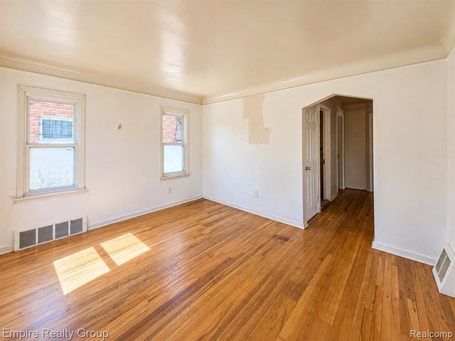 3167 E Outer Drive, Detroit, MI 48234