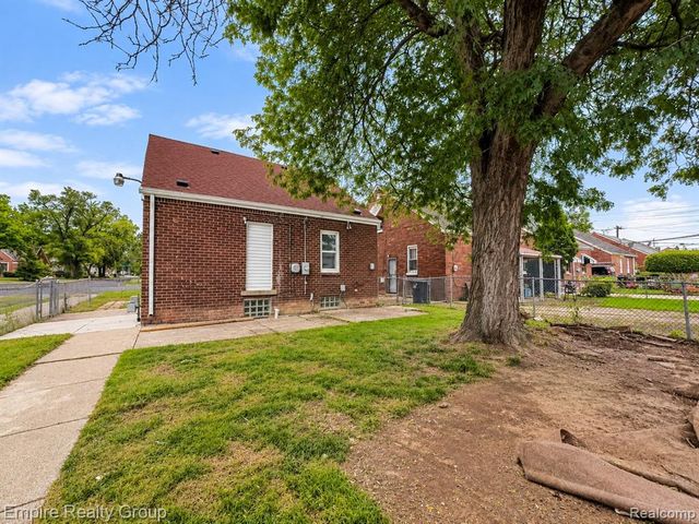 3167 E Outer Drive, Detroit, MI 48234