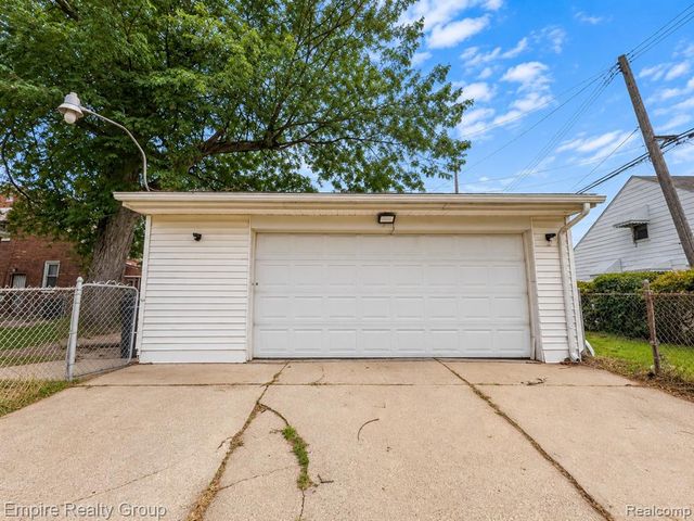 3167 E Outer Drive, Detroit, MI 48234