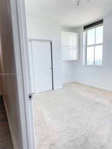 3340 NE 190th St 1507, Aventura, FL 33180