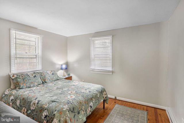 4992 SAINT DAVIDS CHURCH RD, Fort Valley, VA 22652