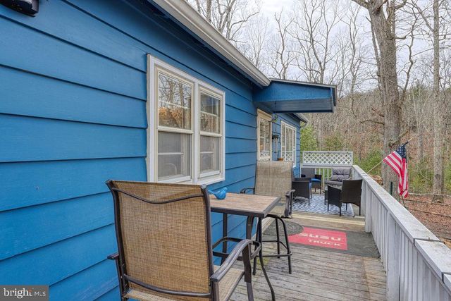 4992 SAINT DAVIDS CHURCH RD, Fort Valley, VA 22652