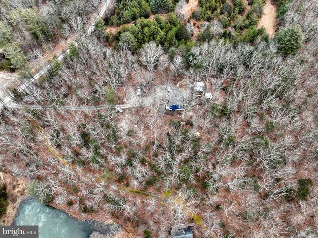 4992 SAINT DAVIDS CHURCH RD, Fort Valley, VA 22652