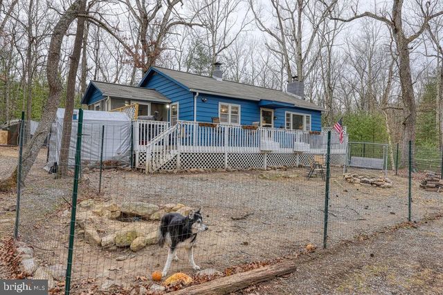 4992 SAINT DAVIDS CHURCH RD, Fort Valley, VA 22652