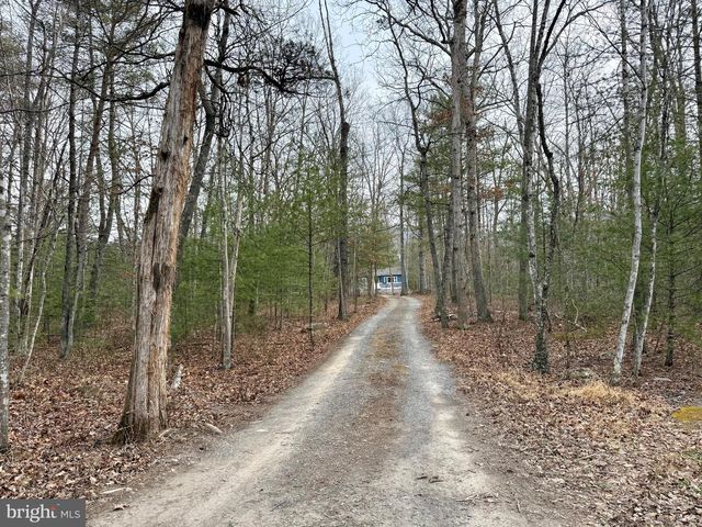 4992 SAINT DAVIDS CHURCH RD, Fort Valley, VA 22652