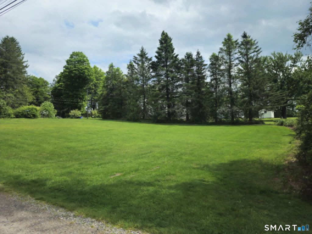 Baxter Road, Woodstock, CT 06281