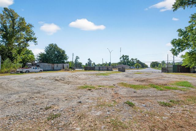 7517 Ley Road, Houston, TX 77028
