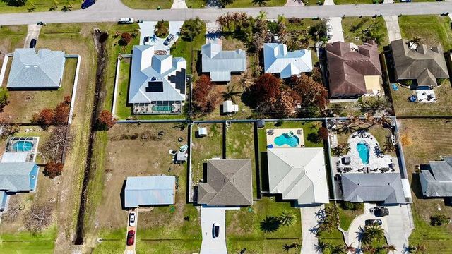 2507 SE Charleston Drive, Port St. Lucie, Port St Lucie, FL 34952