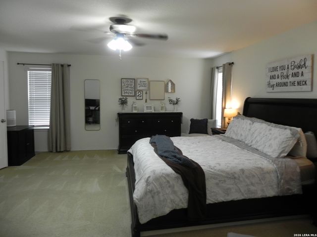 10211 FOSSIL VLY, San Antonio, TX 78245